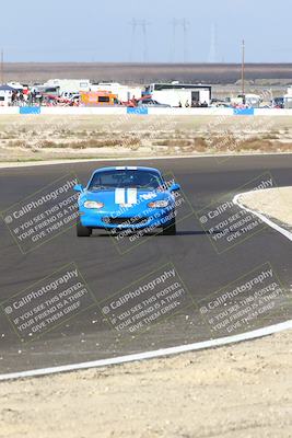 media/Jan-25-2025-CalClub SCCA (Sat) [[03c98a249e]]/Race 4/